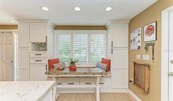 136 CRESCENT Dr, Anna Maria, FL 34216