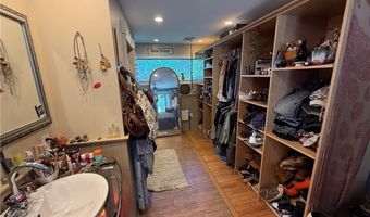 1 Edgewood Ave, Hopkinton, RI 02804