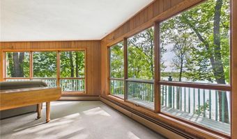 2301 S Le Homme Dieu Dr NE, Alexandria, MN 56308