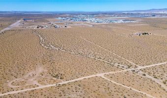 2 Mojave Dr, Adelanto, CA 92301
