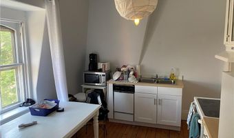 10 Clarke St, Newport, RI 02840