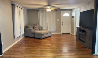 110 S Hubbard St, Alvord, TX 76225