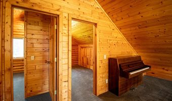 332 Allan St, Allison, IA 50602