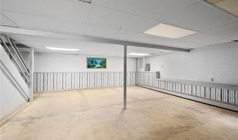 20 Adirondack Dr, East Greenwich, RI 02818
