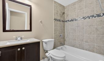908 S Arlington Heights Rd, Arlington Heights, IL 60005