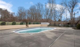 185 Manville Hill Rd 109, Cumberland, RI 02864