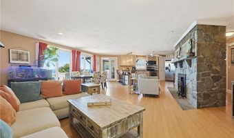 213 Seaside Dr, Jamestown, RI 02835