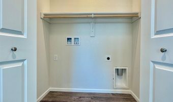 833 Ridgeview St, Belle Fourche, SD 57717