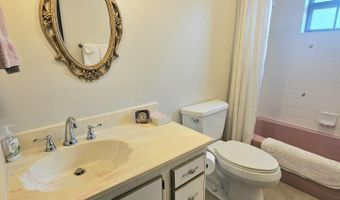 3110 Gaineswood Ave, Baxter Springs, KS 66713