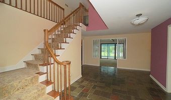 104 Deer Run, Amherst, NY 14221