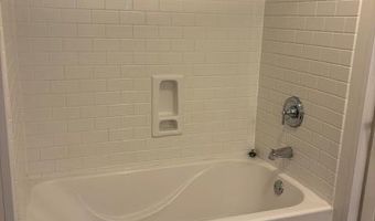 815 Hewett Dr, Ann Arbor, MI 48103