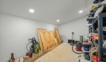 37 High Ridge Rd, Albrightsville, PA 18210