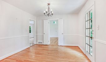6200 VERNE St, Bethesda, MD 20817