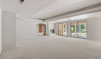 483 Concord Downs Ln, Aurora, OH 44202