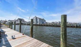 281 Sandlewood Dr, Bayville, NJ 08721