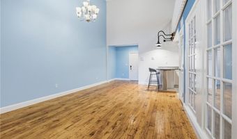 1 Tupperware Dr 316, North Smithfield, RI 02896