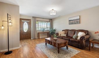 2250 Crestline Dr, Oceanside, CA 92054