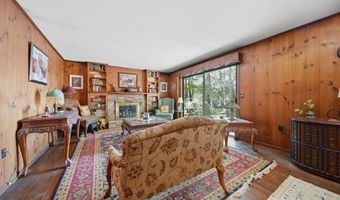 4 Clark Island Rd, Amherst, NH 03031