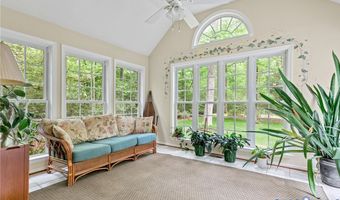 387 Woodruff Dr, Aylett, VA 23009
