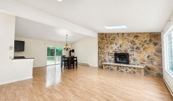 85 Tunkhannock Dr, Albrightsville, PA 18210
