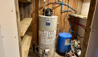 705 Hollin Waite Hill Rd, Anson, ME 04911