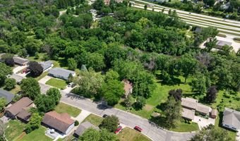 2006 11th Ave NE, Austin, MN 55912