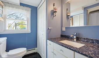 49 Brown St, Attleboro, MA 02703