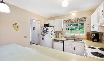 2606 McKenna Blvd, Madison, WI 53711