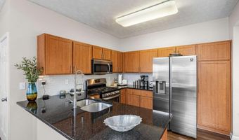 2505 Thorngate Dr, Acworth, GA 30101