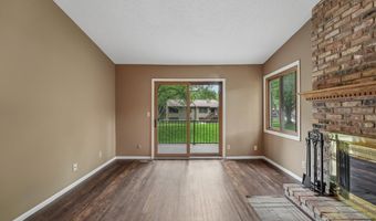 1386 Arden View Dr, Arden Hills, MN 55112
