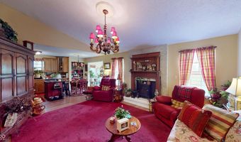 391 S Baldwin St, Bargersville, IN 46106