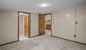 53 Charcalee Dr, Cranston, RI 02921