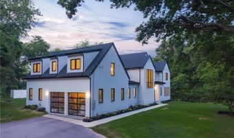 19 Castle Rd, Narragansett, RI 02882