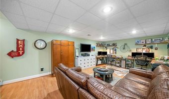 748 Northwoods Dr, Ball Ground, GA 30107