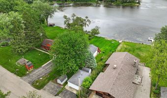 22719 W Silver Lake Ave, Antioch, IL 60002