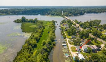 38717 N Lake St, Antioch, IL 60002