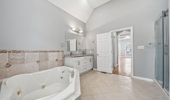 504 Kiowa Dr, Boiling Springs, SC 29316