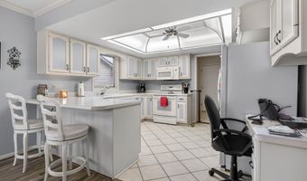 1122 Packard Pl, Auburn, IN 46706