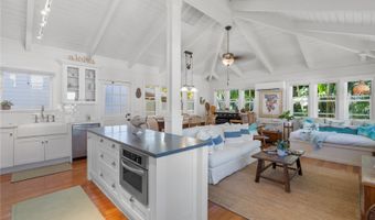 507 Kawailoa Rd B, Kailua, HI 96734