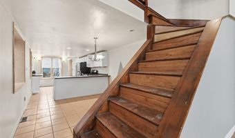 59 S 14th St, Airville, PA 15203