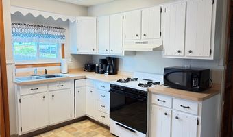 8926 Lake Shore Rd, Angola, NY 14006