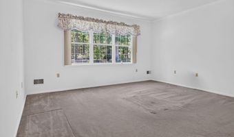 20 Valley Stream Pl, Barnegat, NJ 08005