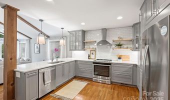1918 Woodland Dr, Charlotte, NC 28205