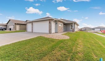 2309 E Tinley St, Brandon, SD 57005