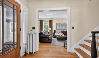 571 Providence St, Albany, NY 12208