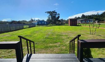 87882 AUCTION BARN Ln, Bandon, OR 97411