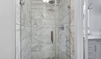 401 Bay Shore Dr 17B, Barnegat, NJ 08005