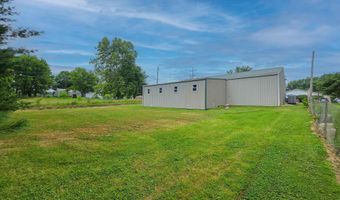 107 CR 70 E, Bloomfield, IN 47424