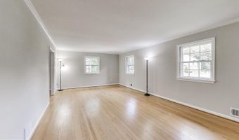 2403 SHERWOOD HALL Ln, Alexandria, VA 22306