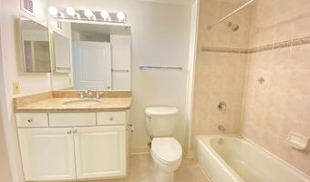 7111 WOODMONT Ave 103, Bethesda, MD 20815